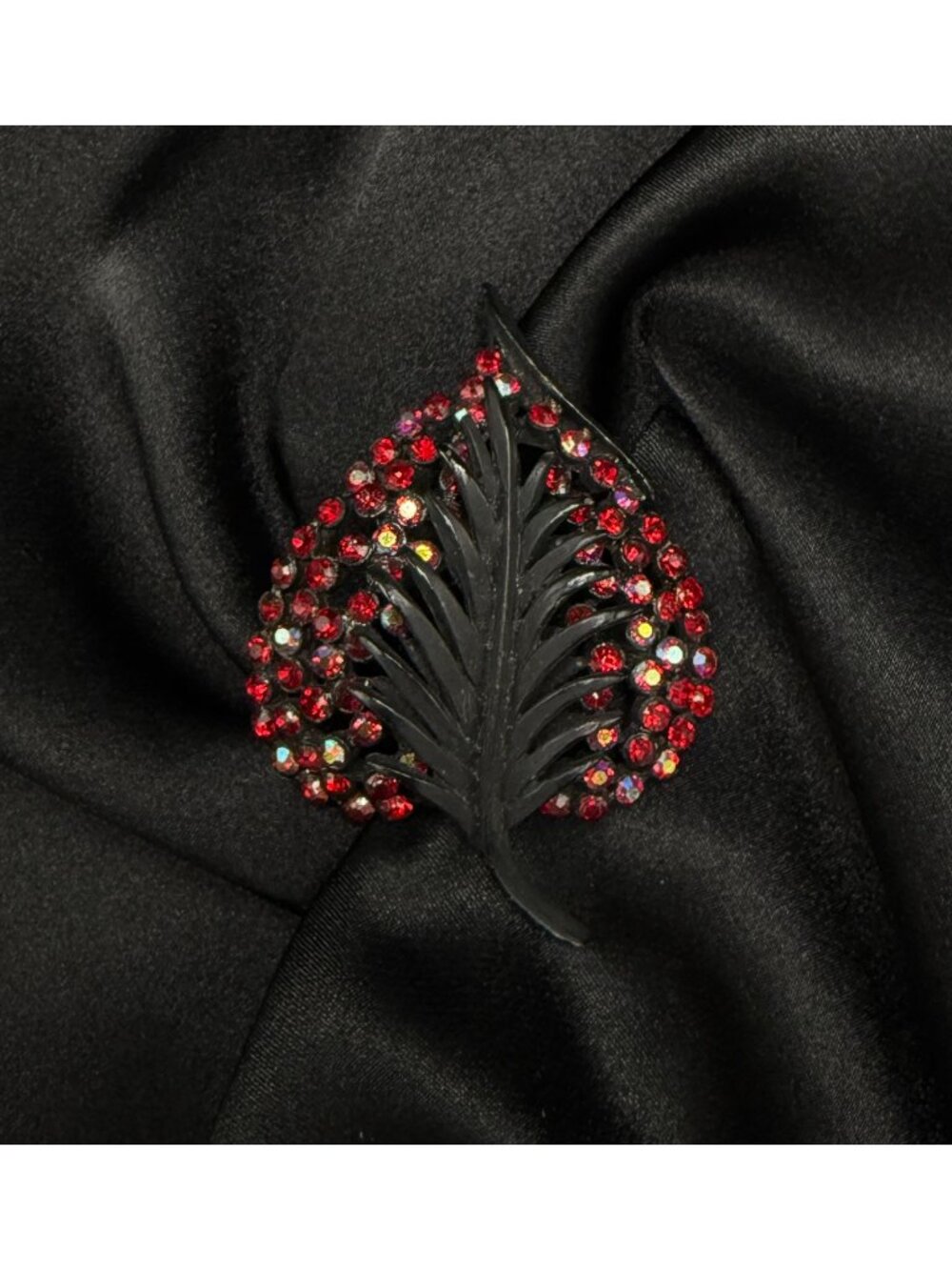 Vintage Karu Signed 1960s Red Rhinestone Leaf Brooch